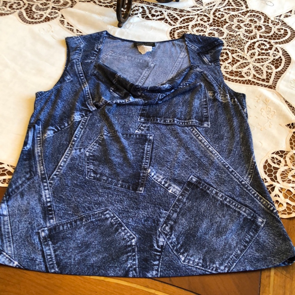 Crystal 👚Top👚 - Picture 5 of 7